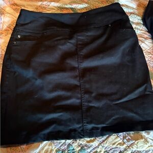 Black Women’s Skort– Classic Straight Silhouette